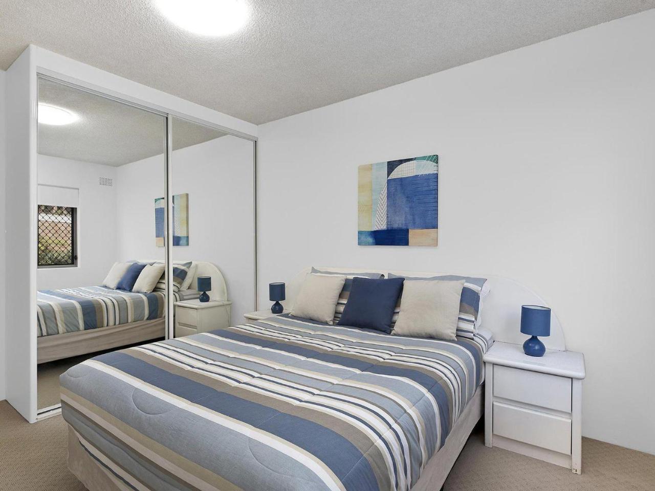 Dolphin Court 5 Apartment Entrance Luaran gambar